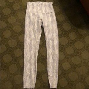 Lululemon leggings size 4